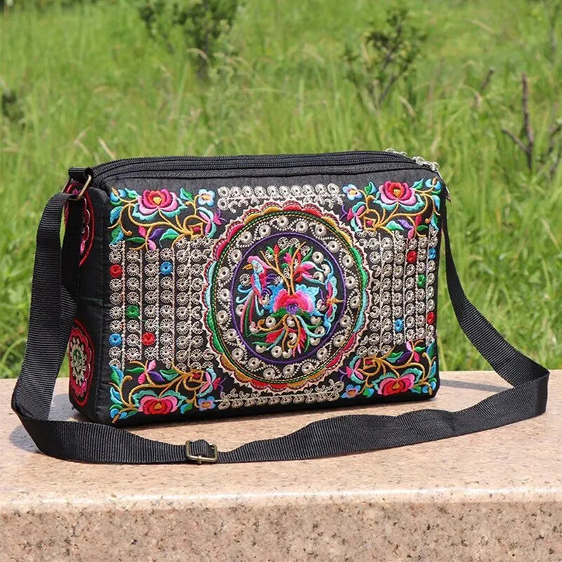 Women's Embroidered Flowers Nylon Crossbody Bag Ladies Luxury Large Capacity Travel Shoulder Bags